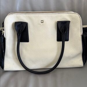 Kate Spade Black and Cream Leather Shoulder Bag